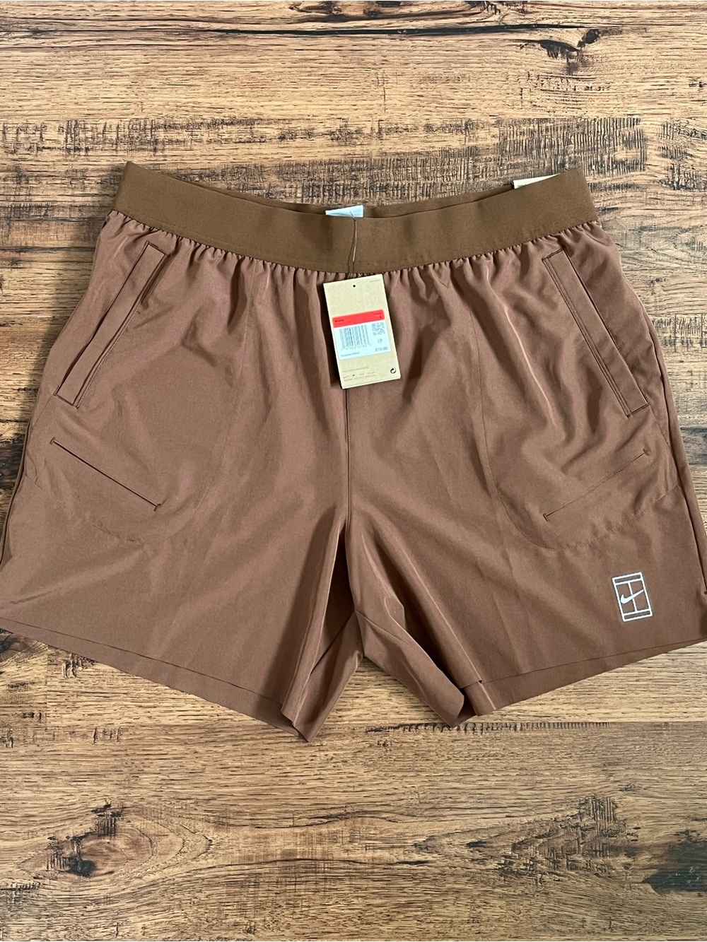 Nike Court Dri Fit ADV 6” Shorts ‘Brown White’ (size mens L)